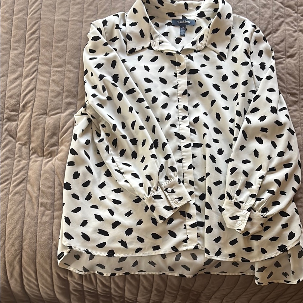 Modcloth Black and White Button Down Shirt